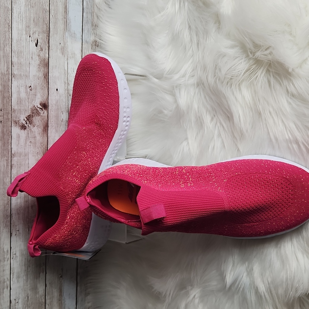 NWT, Avia, women's slip-on sneakers, Size 11W. Bright Pink w Orange - Picture 7 of 7